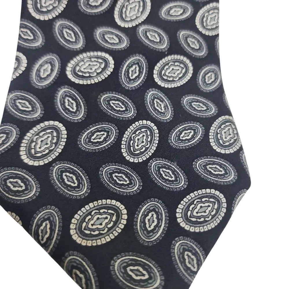 Club Room Silk Tie Mens Blue Geometric Oval Pattern Classic Necktie Handmade USA
